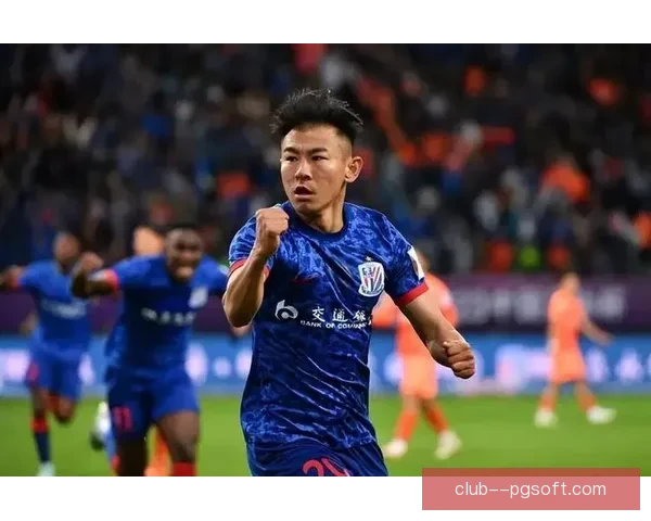 于汉超替补绝杀助申花逆袭夺足协杯冠军创造历史荣耀