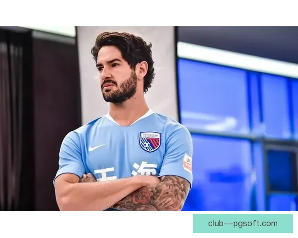 帕托与圣保罗合同结束正式离队新赛季去向引关注