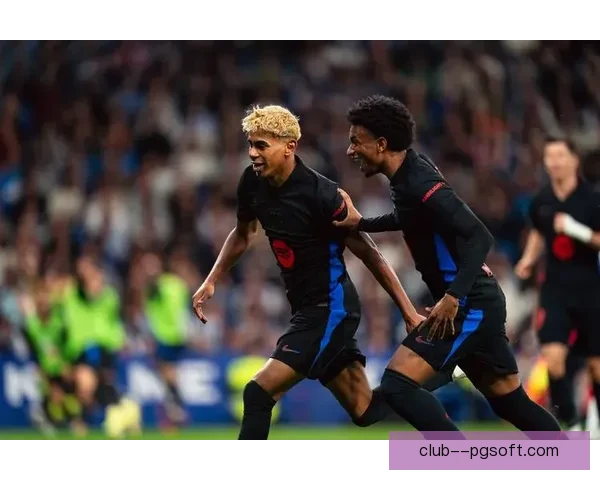 那不勒斯提前两轮锁定意甲亚军位置 确立强势表现